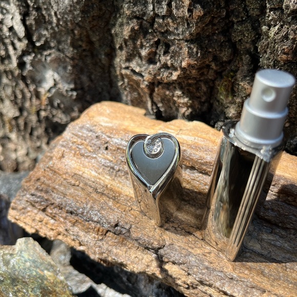Vintage Things Remembered Silver Swarovski Crystals Heart Perfume Atomizer - Picture 4 of 10
